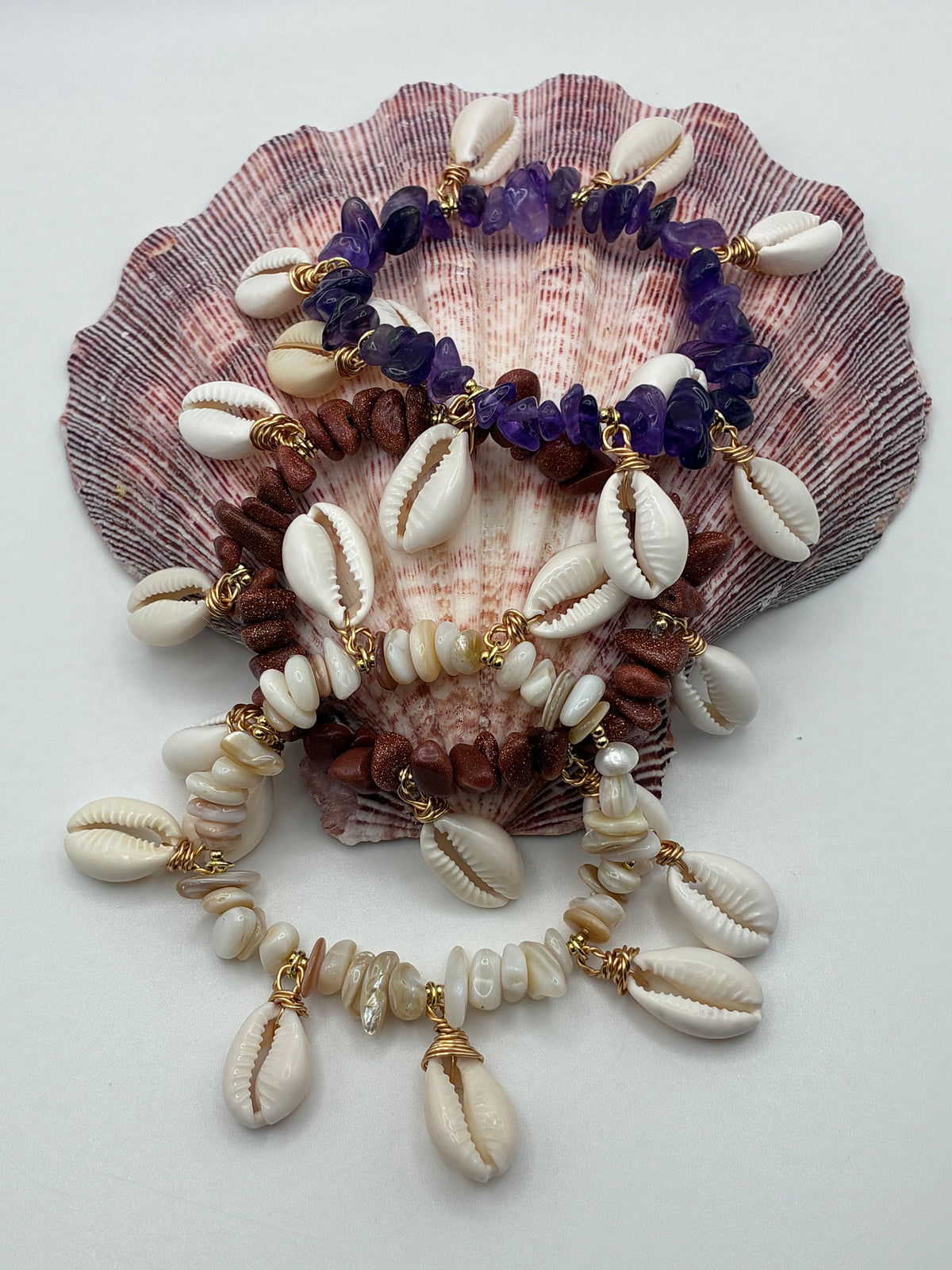 Beachside Aura Shells Bracelet