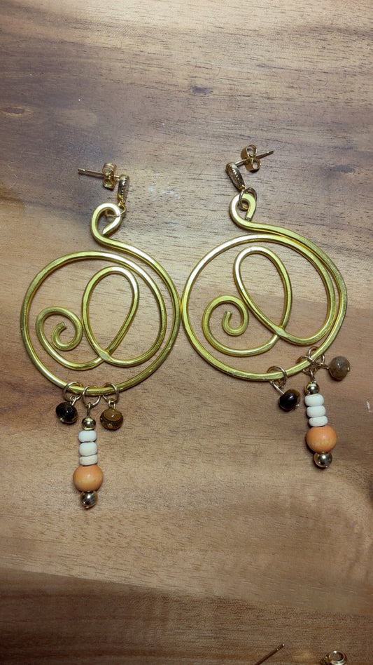 Siren swirl chunky gold hoop