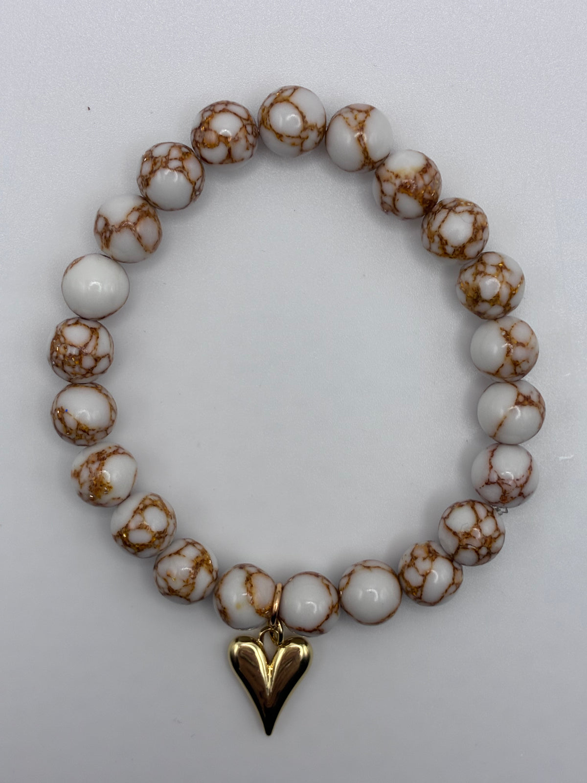 The White & Gold Howlite Sweetheart Soul-Stone Bracelet