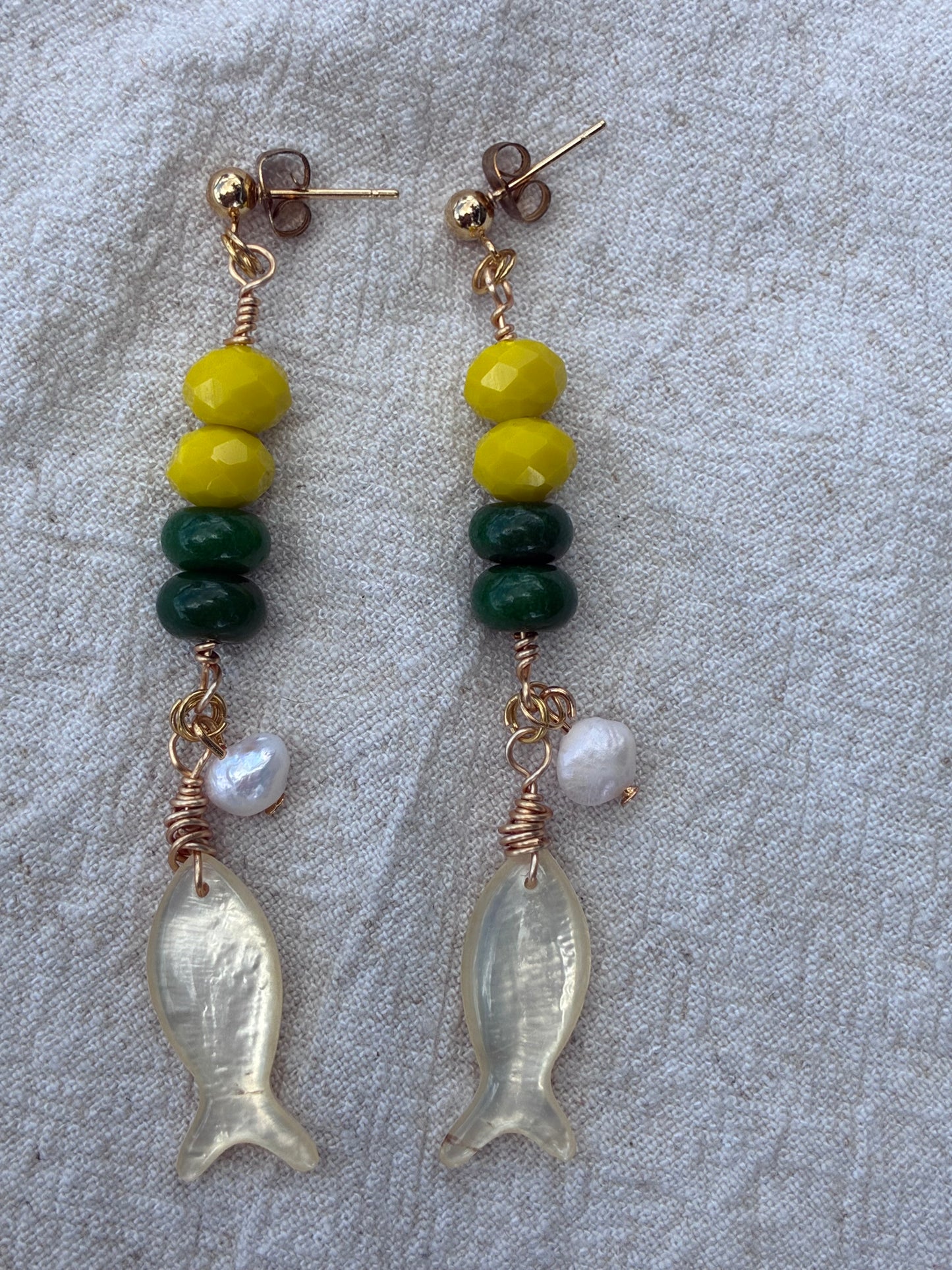 Sunlit meadowfish dangles