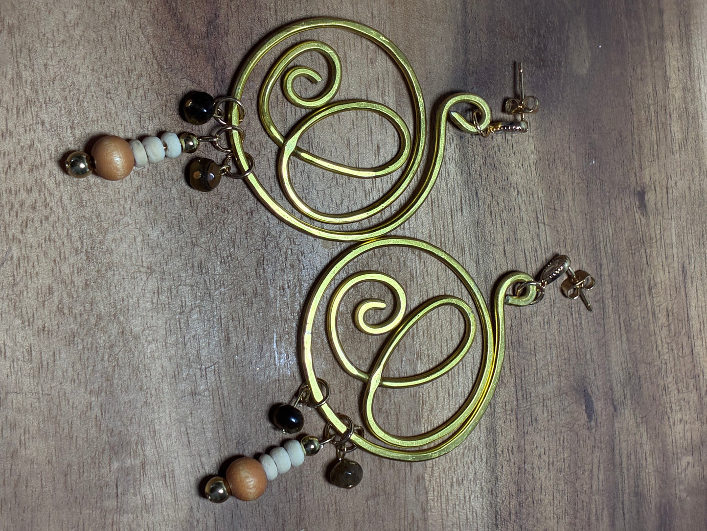 Siren swirl chunky gold hoop